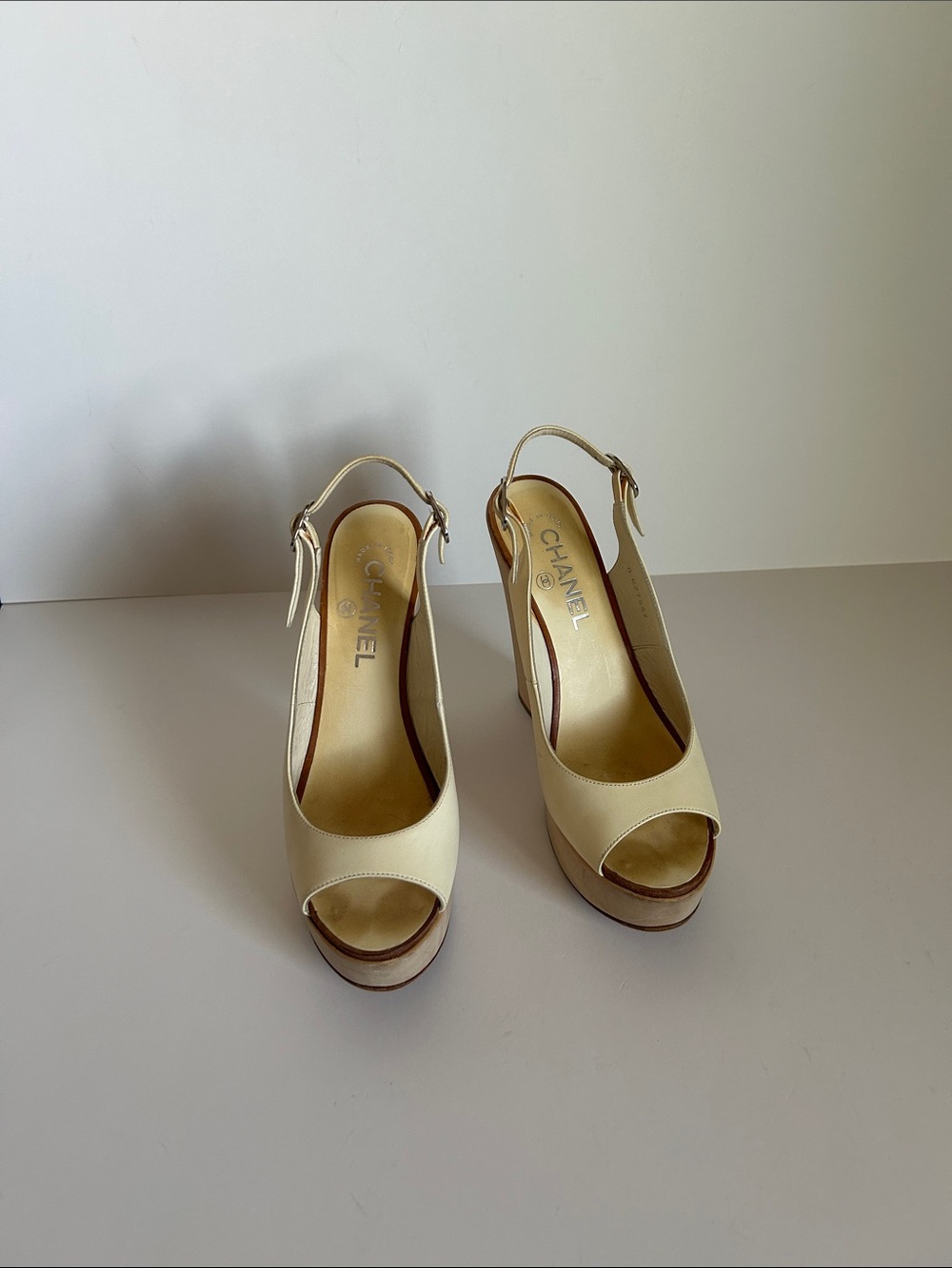 CHANEL Cream Leather Peep-Toe Platform Slingbacks